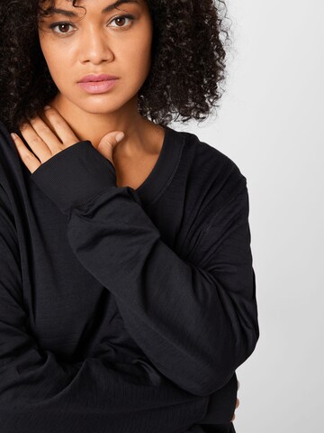 NIKE Functioneel shirt 'ELEMENT' in Zwart