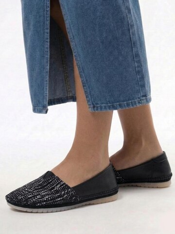 Maciejka Slipper '1930W-48/00-0'‌‌‌‌ in Schwarz