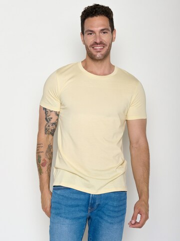 GREENBOMB Shirt 'Guide Basic' in Geel: voorkant