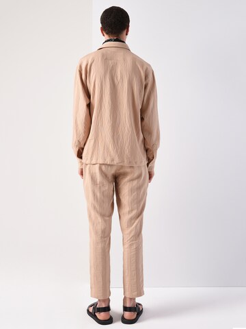 Antioch Hausanzug in Beige