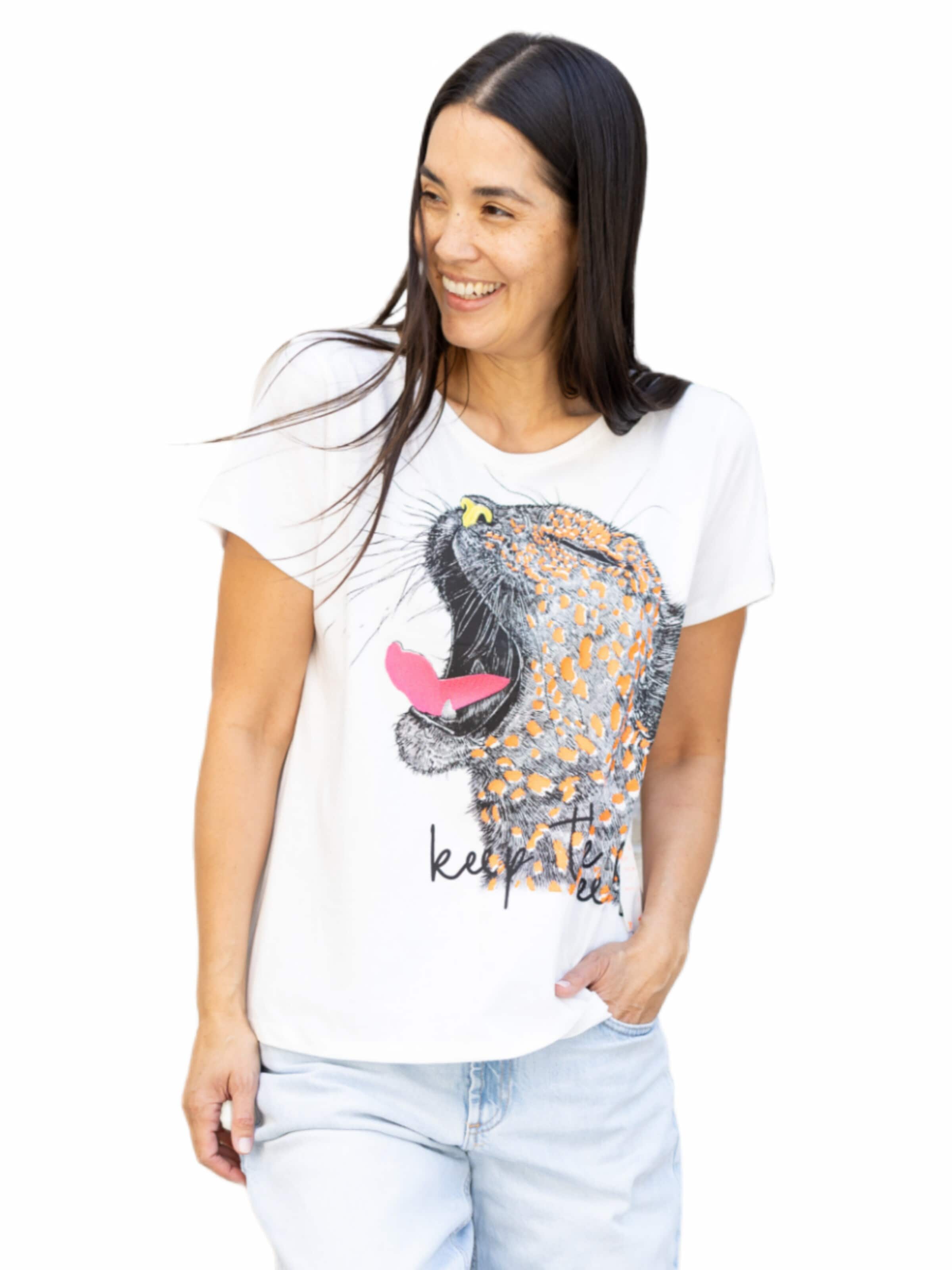 LIKS. Munich Shirt 'Tshirt mit Stickerei Keep the Feeling Gepard - PamelaC' in White: front