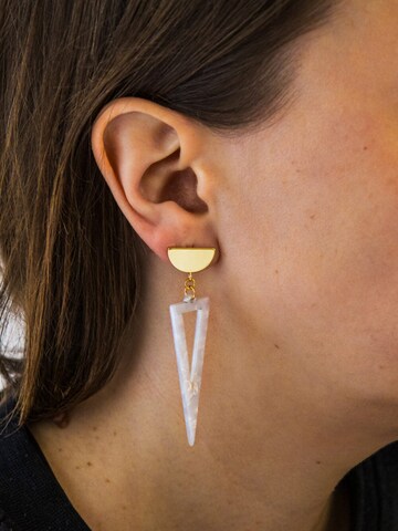 Fräulein Wunder Earrings 'Acetat Agnes' in White: front