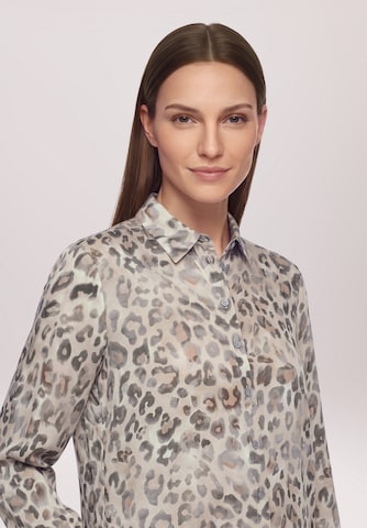 Chemisier Betty Barclay en gris