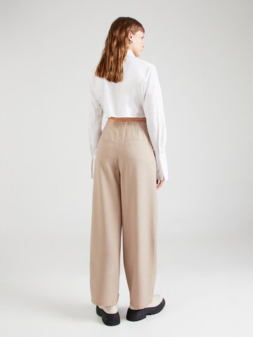 Loosefit Pantaloni con pieghe 'ONLMARION' di ONLY in beige