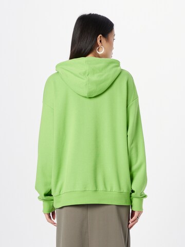 Monki - Sweatshirt em verde