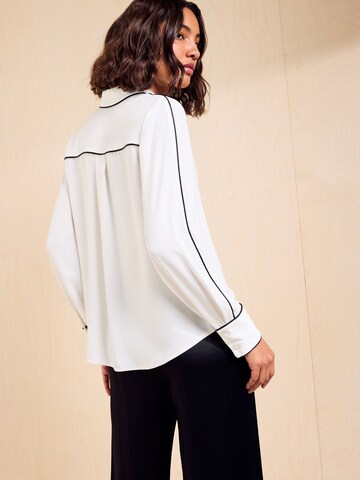 Camicia da donna di Friends Like These in bianco