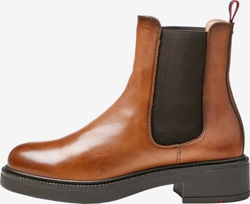 LLOYD Chelsea Boots in Brown: front