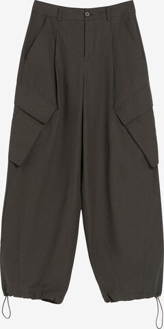 Bershka Tapered Pleat-Front Pants in Green: front