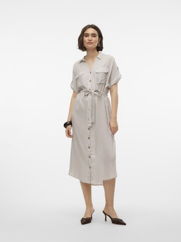 VERO MODA Sukienka koszulowa 'VMBumpy' w kolorze beżowy