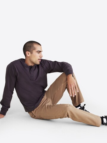 Dockers Regular Trousers in Brown