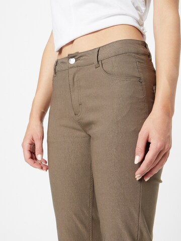 Freequent Slimfit Hose 'ADINA' in Braun