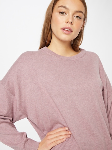 ESPRIT Pullover in Lila