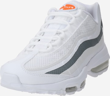 Nike Sportswear Matalavartiset tennarit 'Air Max 95' värissä valkoinen: edessä