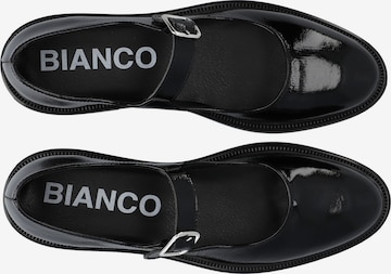 Bianco Ballet Flats with Strap 'ADDA' in Black