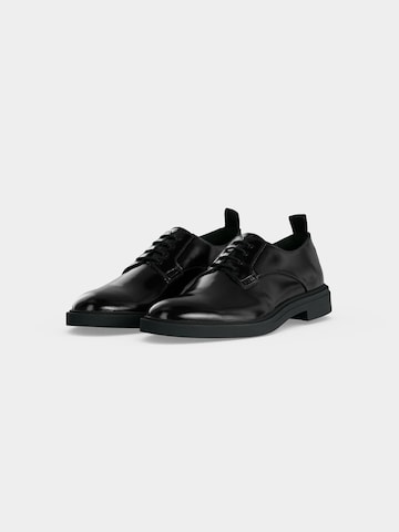 Chaussure à lacets 'Calev' BOSS en noir