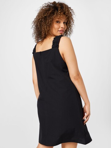 Rochie de la Trendyol Curve pe negru