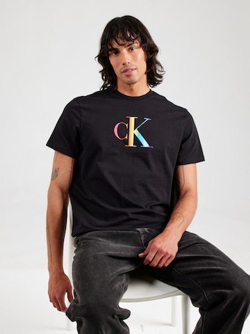 Calvin Klein Jeans Тениска '20s PRIDE25' в черно: отпред