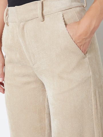 Wide Leg Pantalon 'Daisy' co'couture en beige