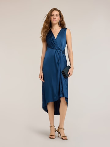 Robe MOTIVI en bleu : devant
