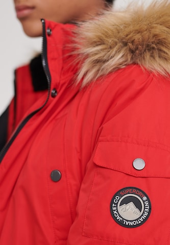 Parka d’hiver 'Nadare' Superdry en rouge