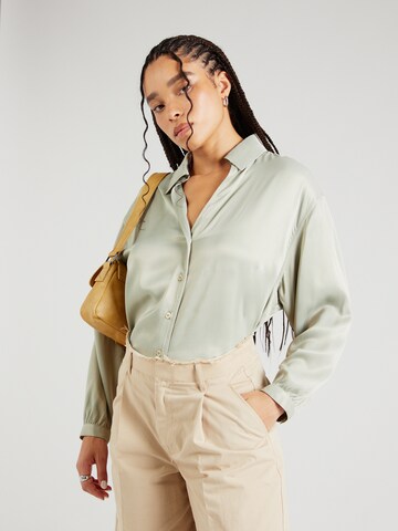 Chemisier 'UNYL' AMERICAN VINTAGE en vert : devant
