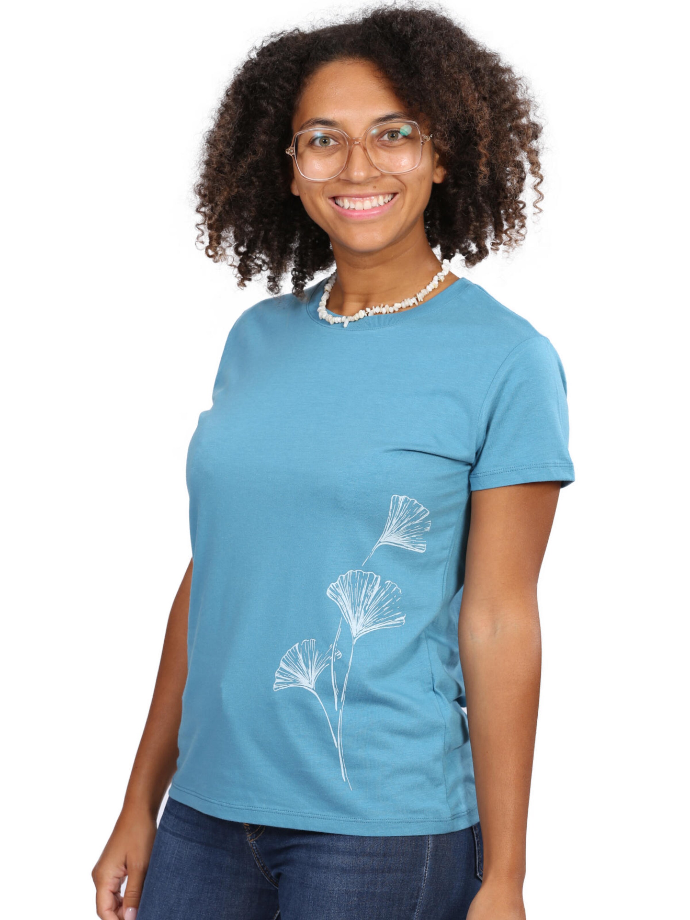 Life-Tree Shirt 'Fairwear Ginkgo' in Green: front