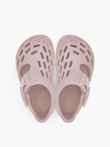 IGOR Beach & Pool Shoes in Pink