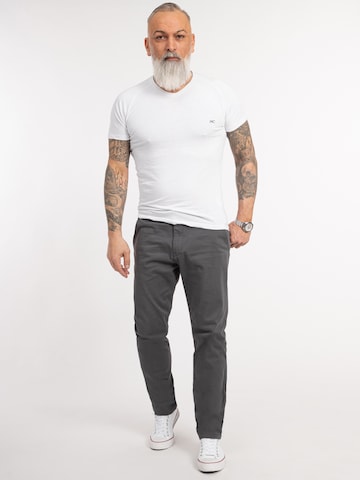 Indumentum Regular Chino Pants in Grey