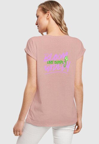 T-shirt 'Never Too Late' Merchcode en rose