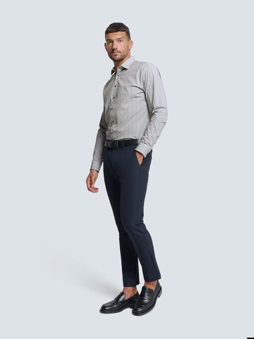 Coupe regular Chemise No Excess en blanc