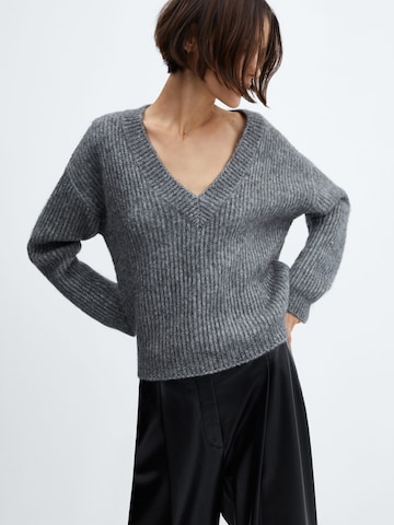 Pullover 'ROCHI' di MANGO in grigio: frontale