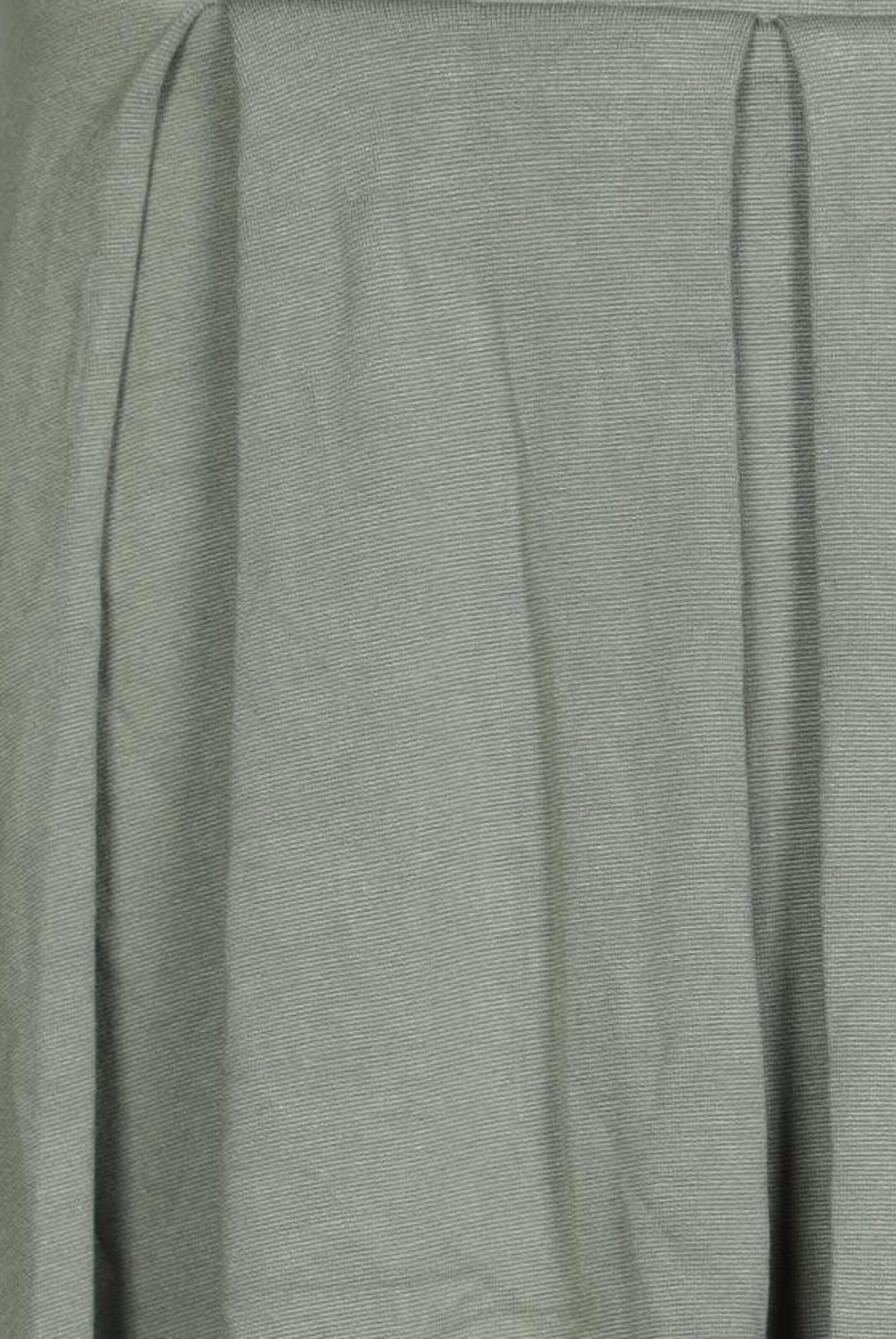 Anna Field Skirt in XS in Green