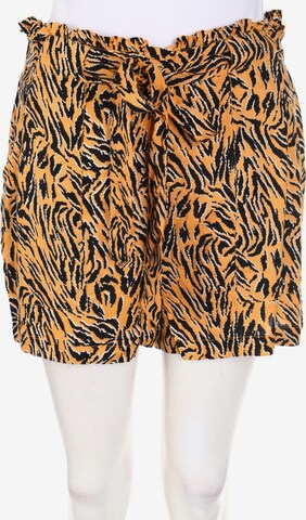 UNBEKANNT Shorts in XS in Orange: front