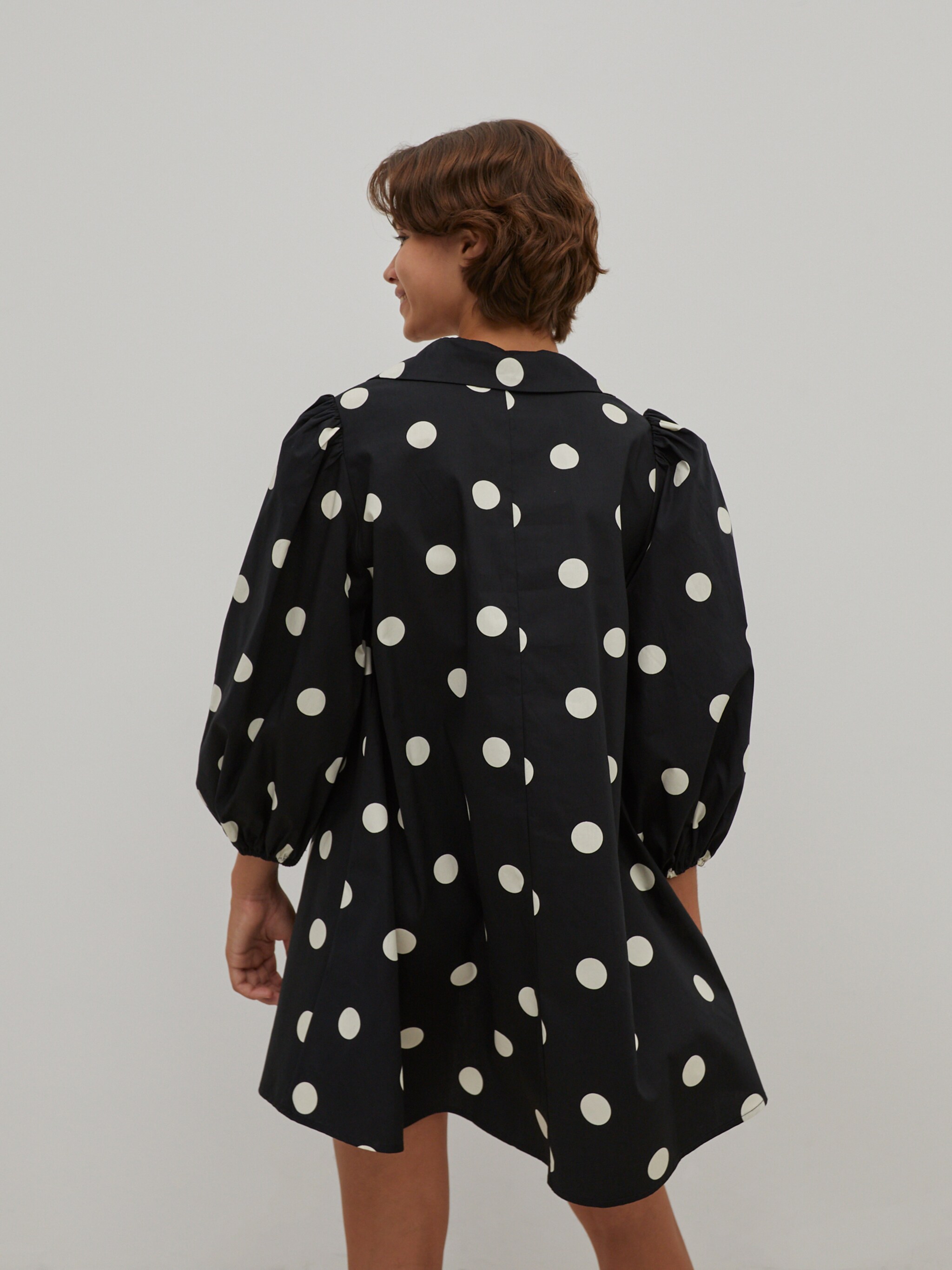 EDITED Produits Robe-chemise 'Thanya' noir