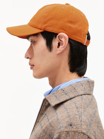 ARMEDANGELS Pet 'YENAAS BOLD' in Oranje: voorkant