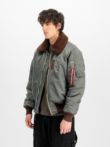 ALPHA INDUSTRIES Jacke 'B-15' in Grün: Vorderseite