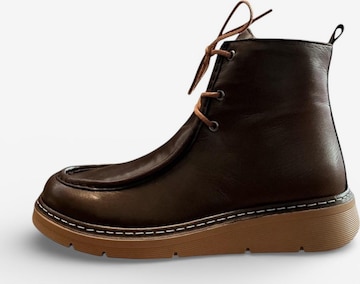 Begoria Boots 'SoftStep High Moc' in Brown: front