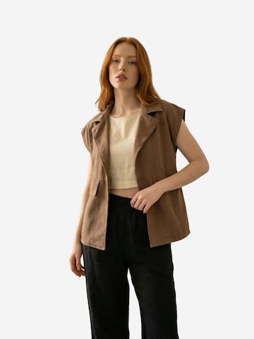 My fashion Vest in Brown: front