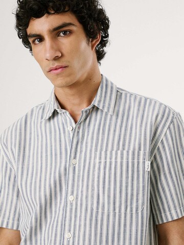 Pepe Jeans Regular fit Button Up Shirt 'Christopher' in White
