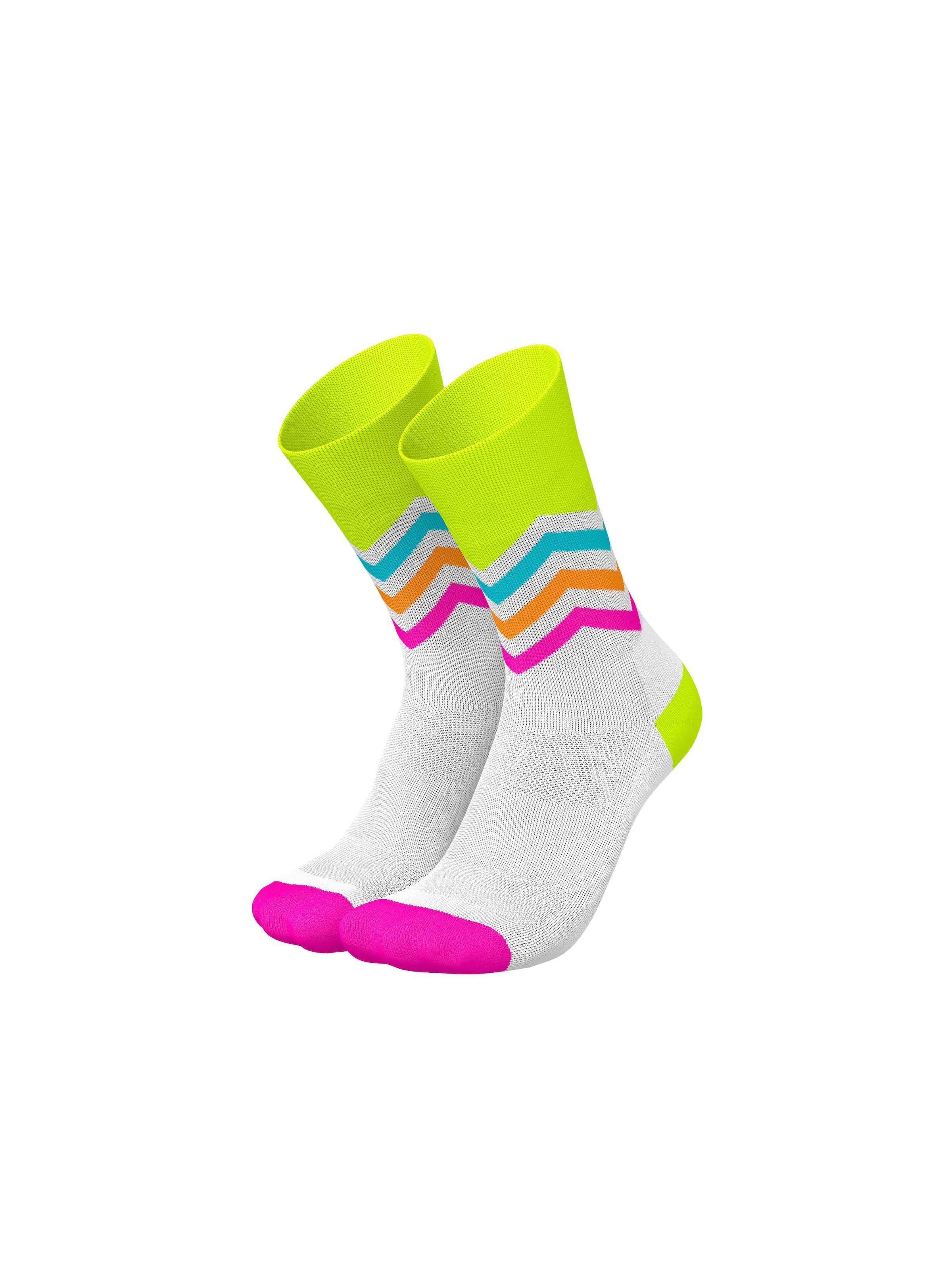 INCYLENCE Athletic Socks 'VOLTS' in Yellow: front