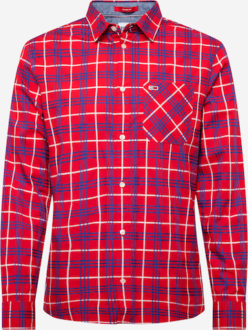 Tommy Jeans Regular fit Button Up Shirt in Red: front