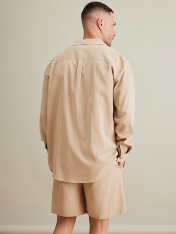 DAN FOX APPAREL Comfort fit Button Up Shirt 'Jordan' in Beige