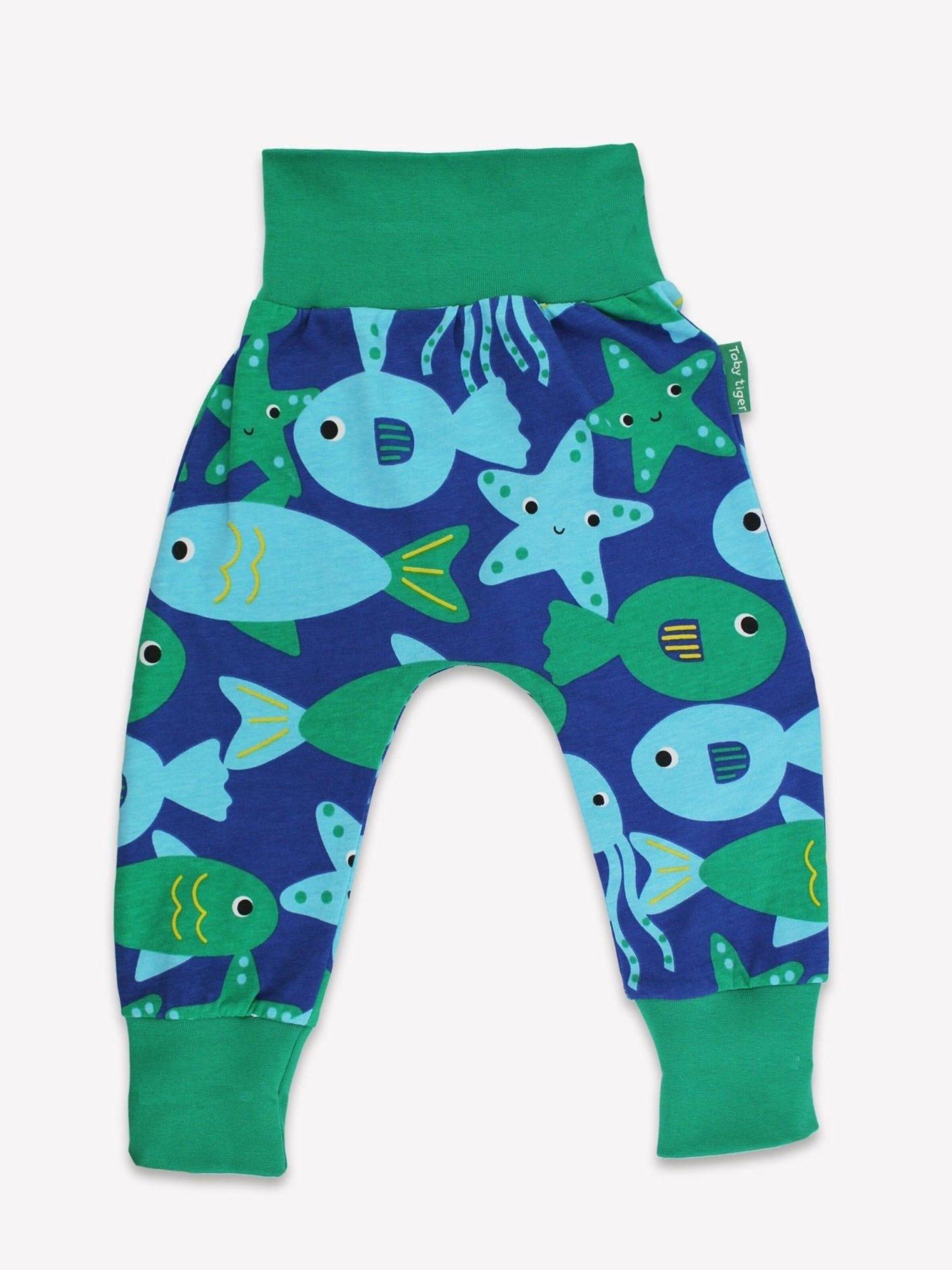 Toby Tiger Regular Pants 'Bio-Baumwoll Kinder Schlupfhose mit Fisch-Druck' in Green: front