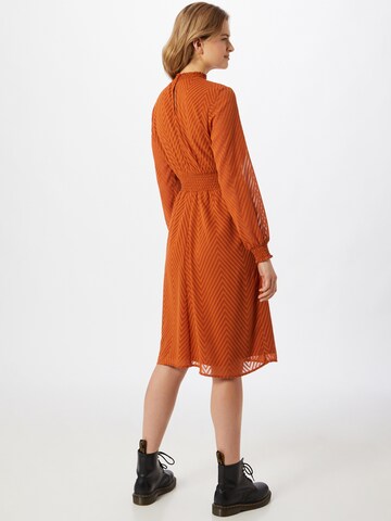 Robe 'Annelena' ONLY en marron