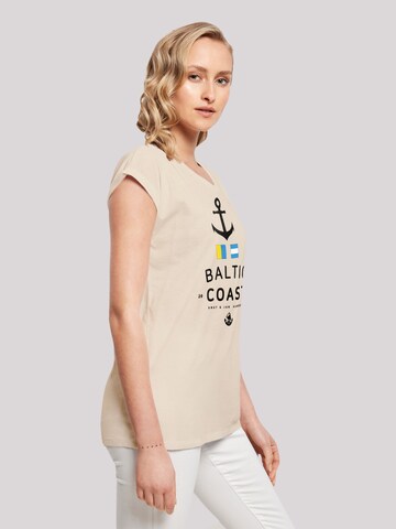 T-shirt 'Ostsee Flaggen' F4NT4STIC en beige
