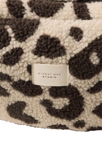 Street One Studio Handbag in Brown