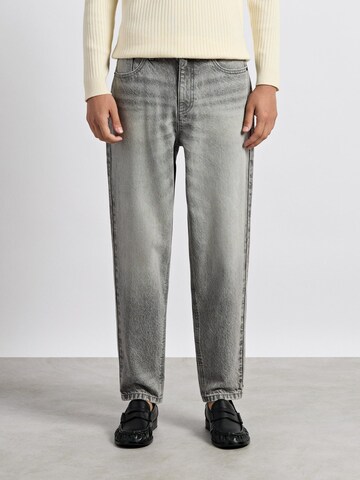 Burocs Tapered Jeans 'Matteo' in Grau