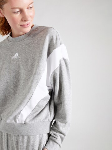 ADIDAS SPORTSWEAR Trainingsanzug 'LAZIDAY' in Grau