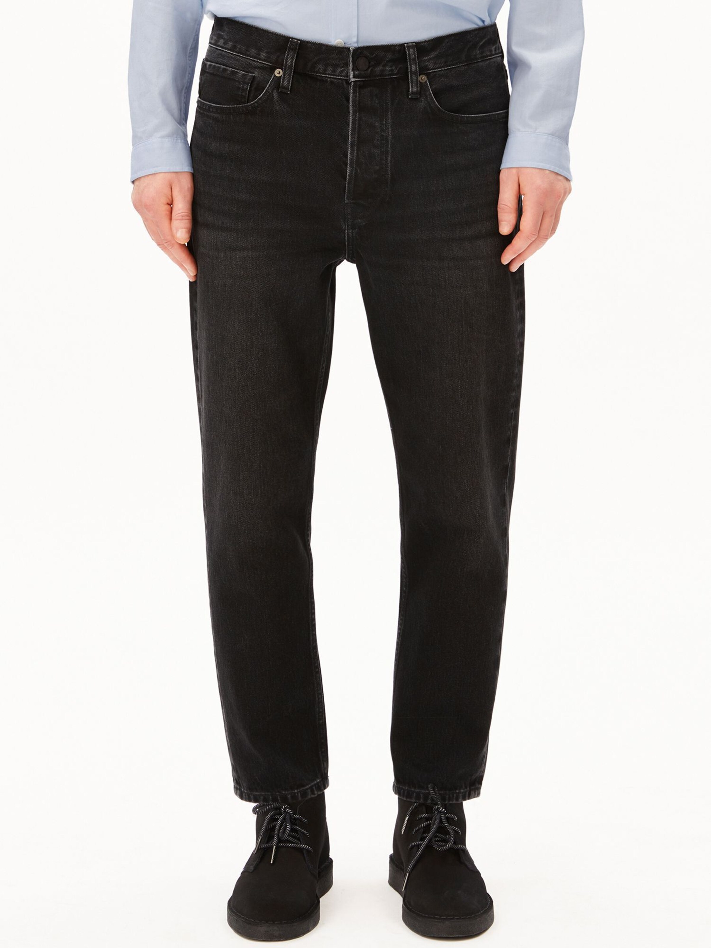 ARMEDANGELS Loosefit Jeans in Zwart: voorkant