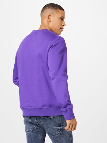 WOOD WOOD Sweatshirt in Purple